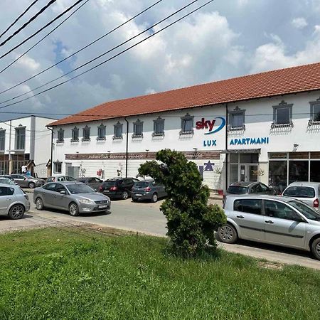 Airport Sky Apartments Lux Belgrad Dış mekan fotoğraf