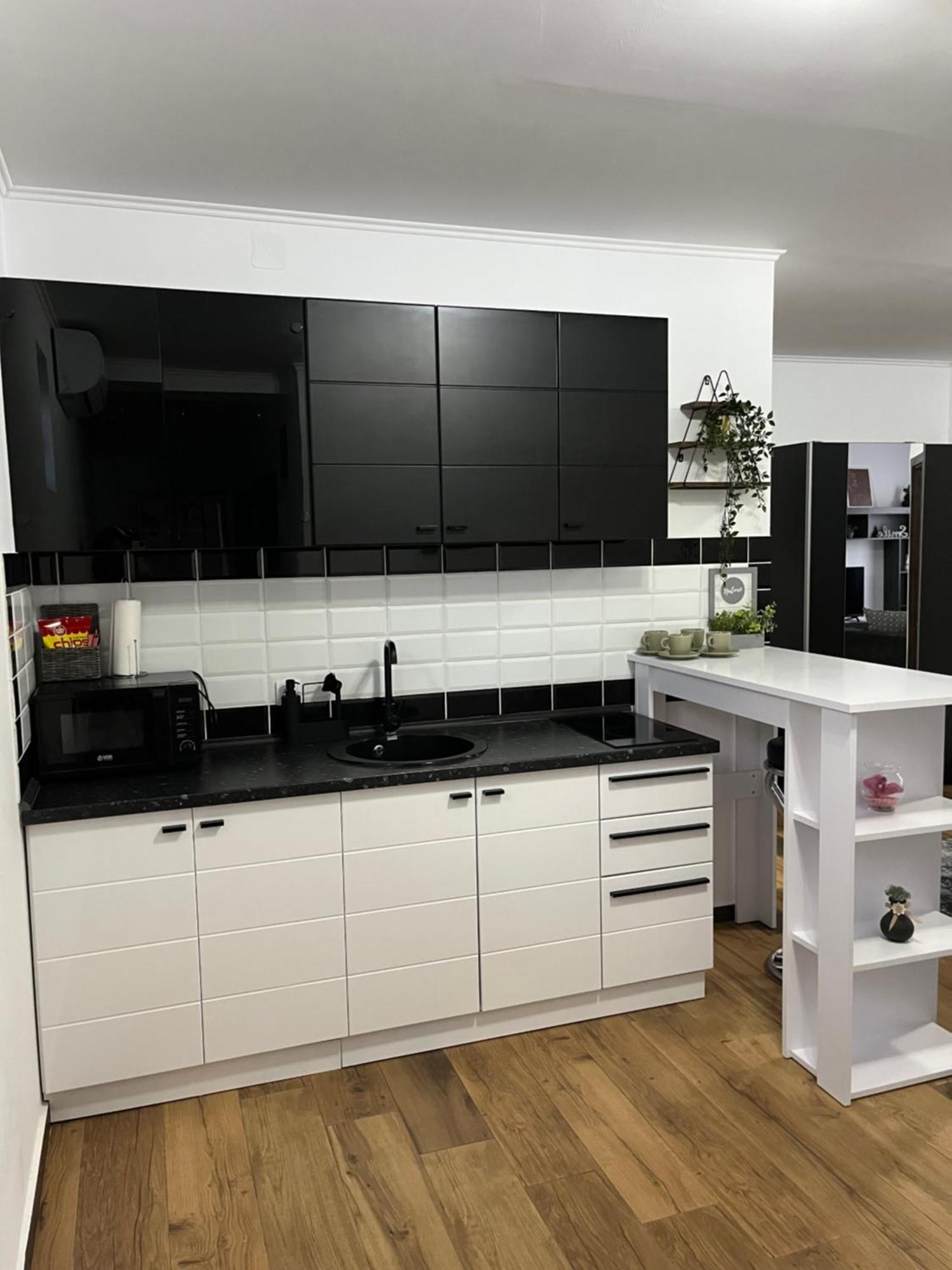 Airport Sky Apartments Lux Belgrad Dış mekan fotoğraf