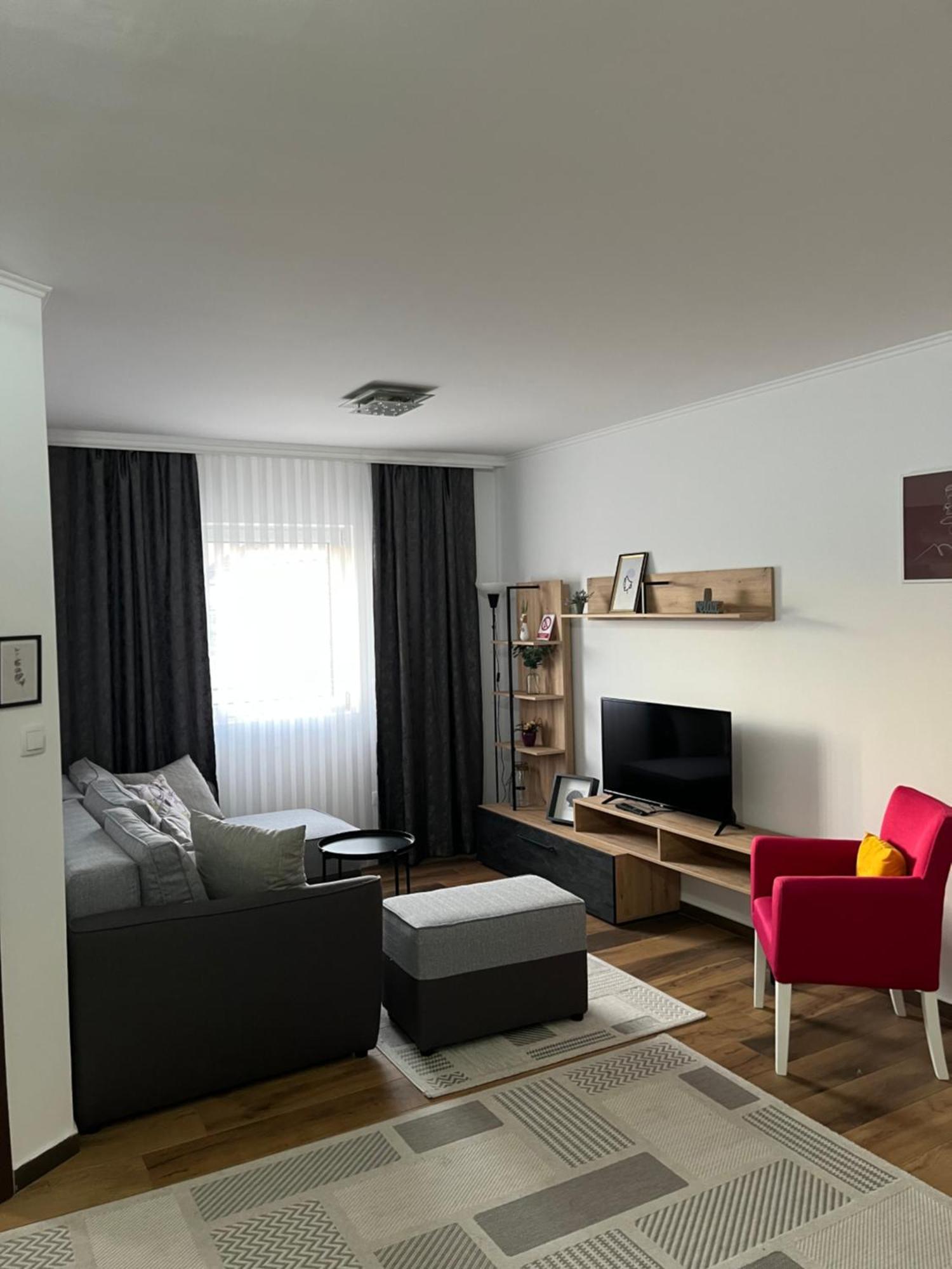 Airport Sky Apartments Lux Belgrad Dış mekan fotoğraf