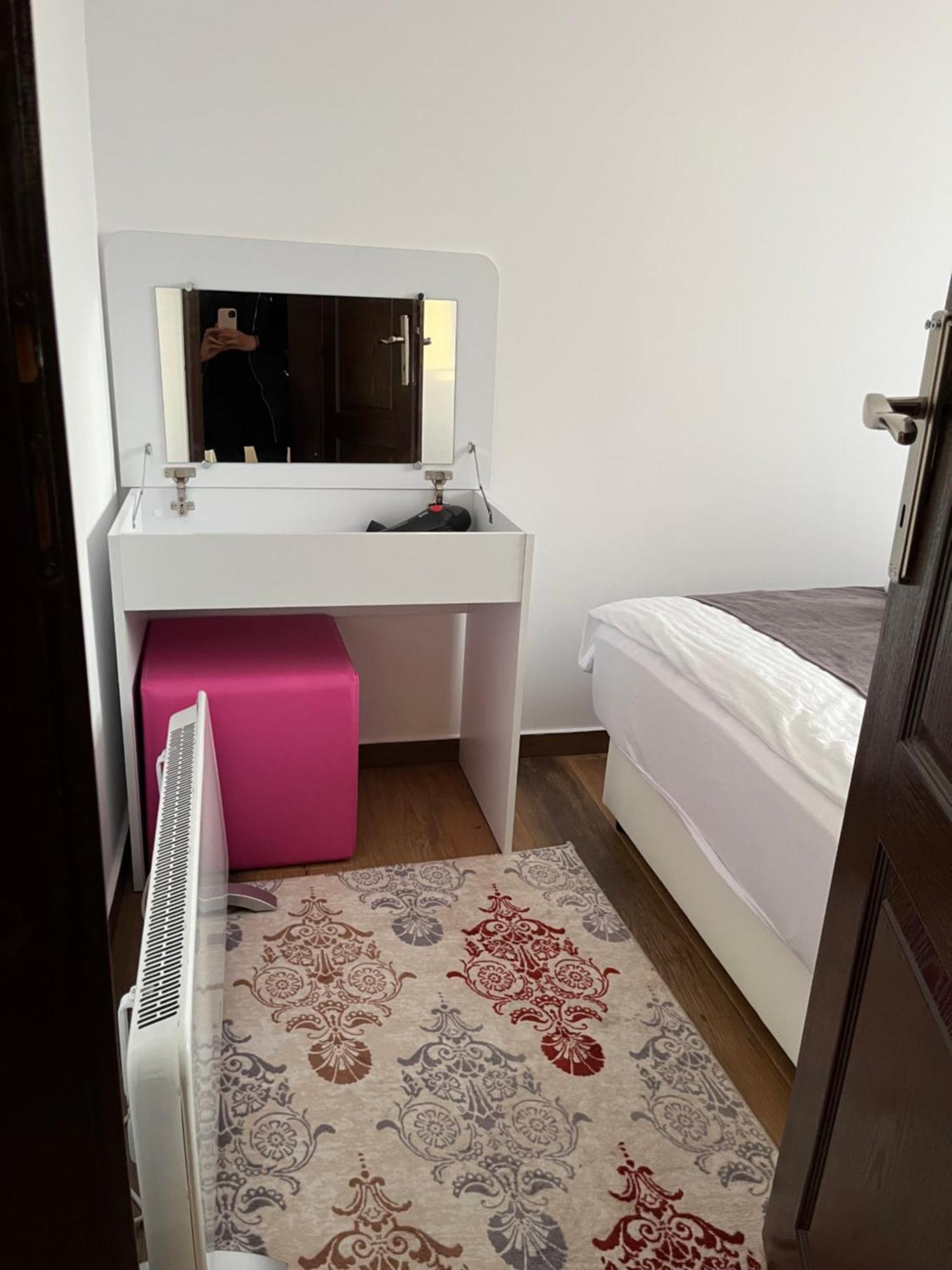 Airport Sky Apartments Lux Belgrad Dış mekan fotoğraf